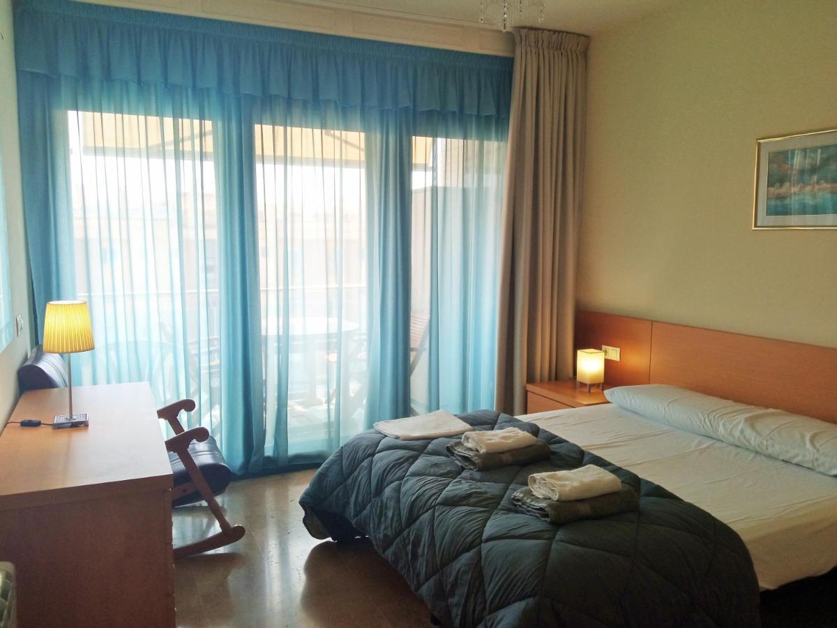 Apartamento Ainara Garden Family Lägenhet Lloret de Mar Exteriör bild